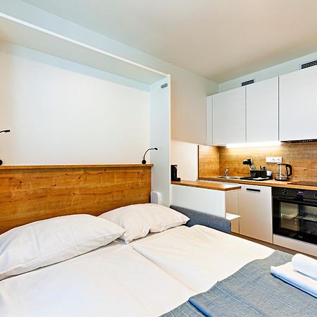 Kora Apartments Andel プラハ エクステリア 写真