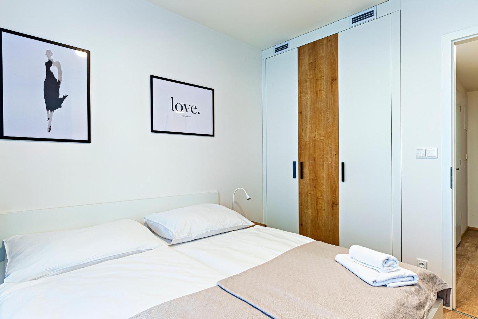 Kora Apartments Andel プラハ エクステリア 写真