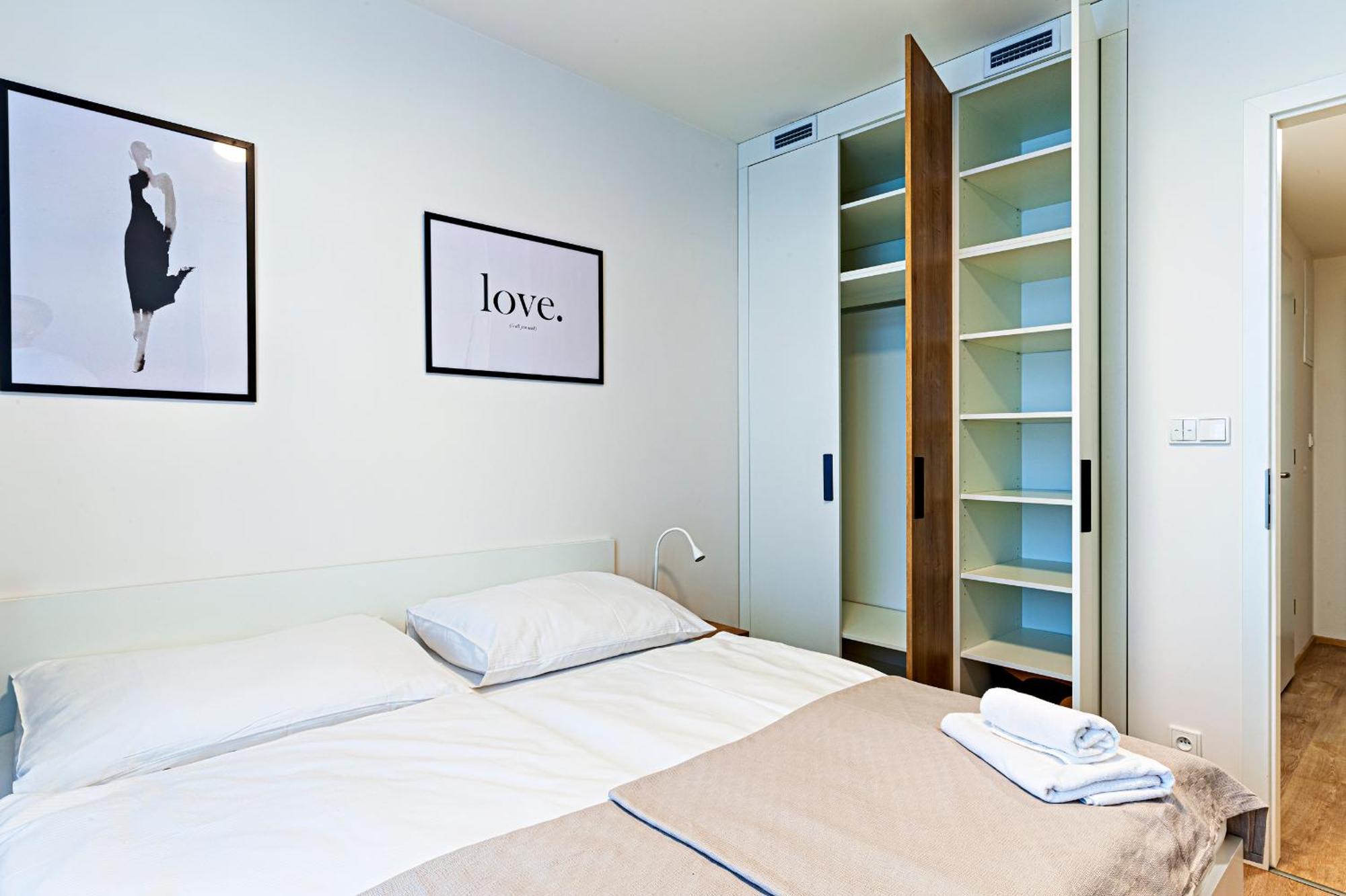 Kora Apartments Andel プラハ エクステリア 写真